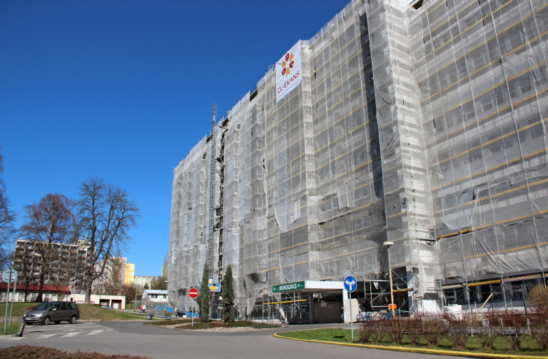 Rekonstrukce českolipské nemocnice pokračuje podle plánu